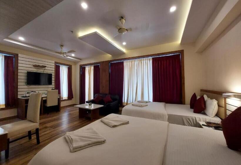 New Gitanjali Hotel, New Digha