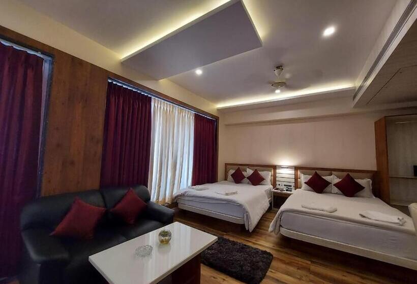 New Gitanjali Hotel, New Digha