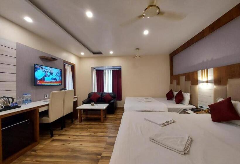 New Gitanjali Hotel, New Digha