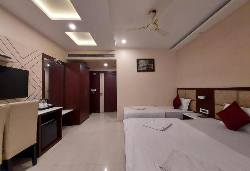 New Gitanjali Hotel, New Digha