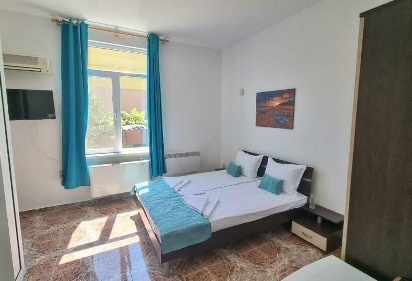 ペンション къща за гости пиргос