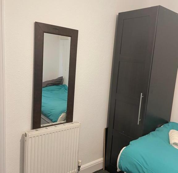 膳宿费 Edgware Rooms