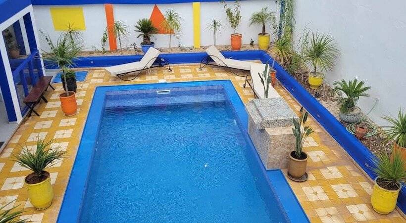 پانسیون Riad Ghazal