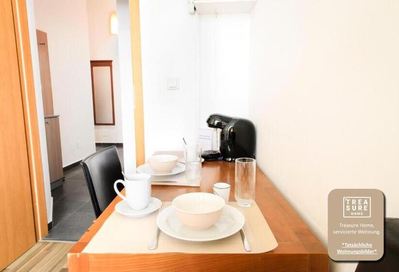 پانسیون Treasure Home Apart1050