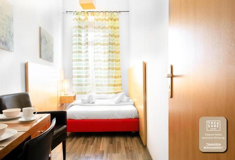 پانسیون Treasure Home Apart1050