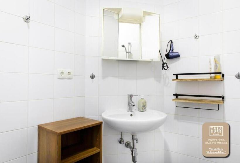 پانسیون Treasure Home Apart1050