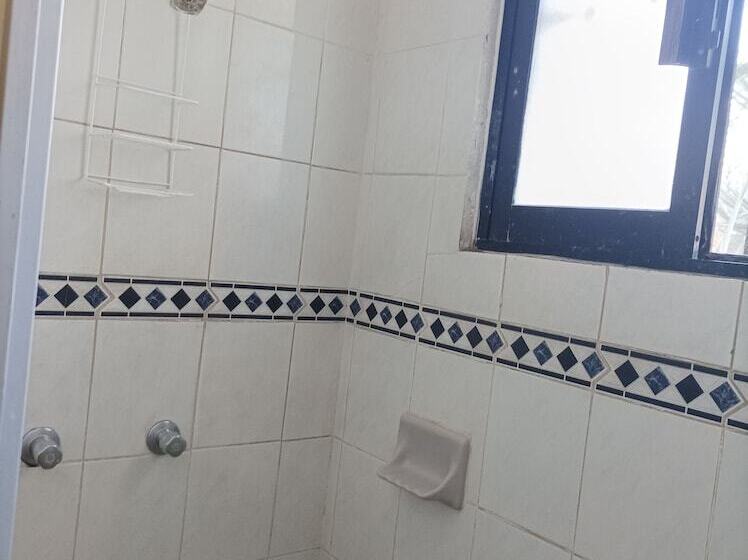 بنسيون Villa Tulipanes