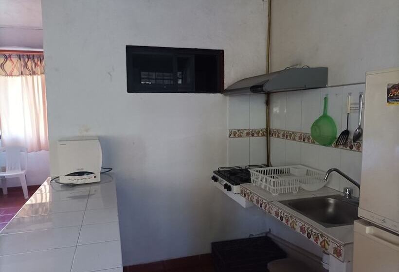 بنسيون Villa Tulipanes