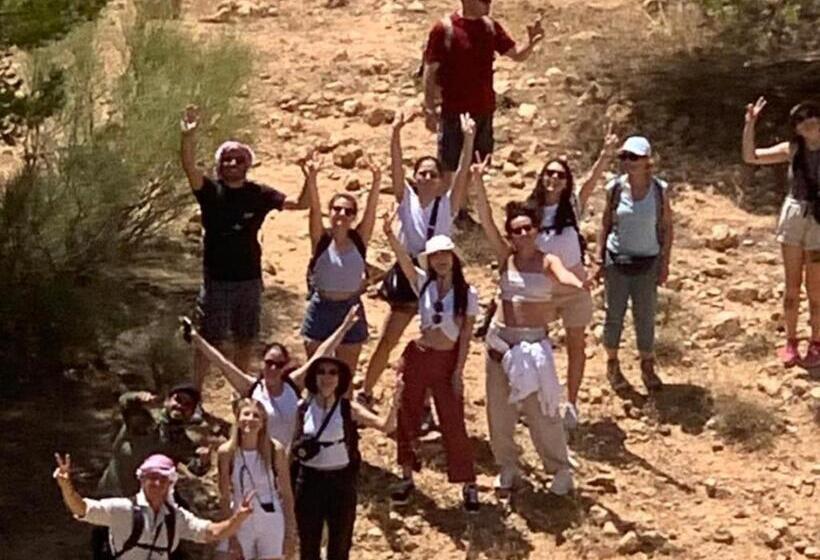 هاستل Dana Historic Village