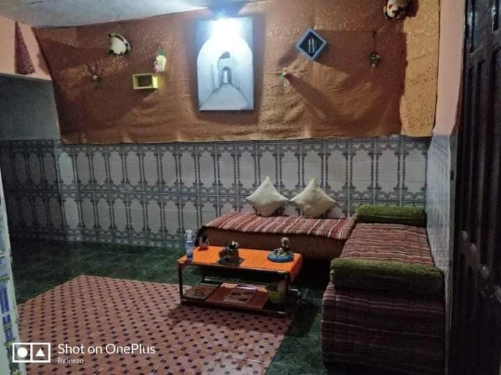 هاستل Hostal Nuzha Family