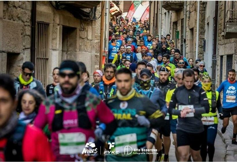 Alojamiento Entorno Rural Albergue Juvenil La Rueca Familias Y Grupos En Habitaciones Compartidas Pr