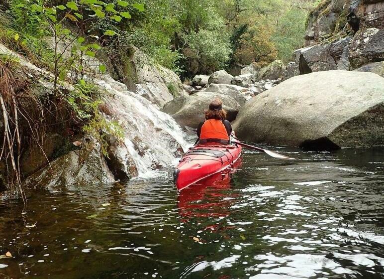 Alojamiento Entorno Rural Albergue Juvenil La Rueca Familias Y Grupos En Habitaciones Compartidas Pr
