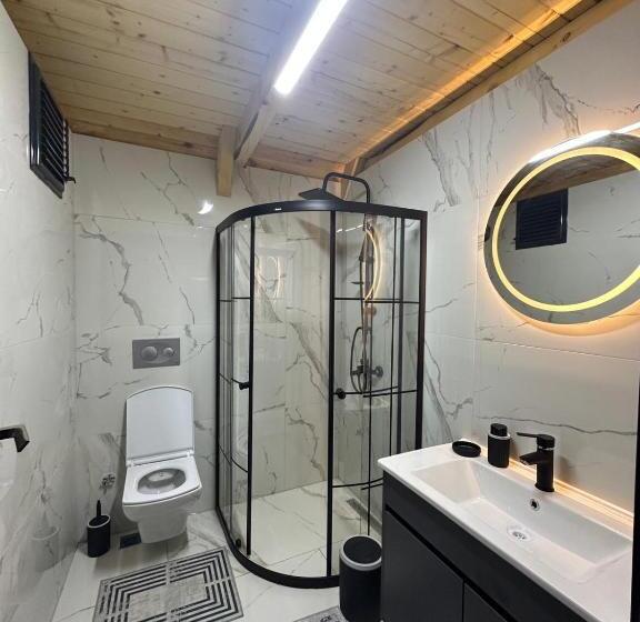 مبيت وإفطار Elamti Suıt Bungalov