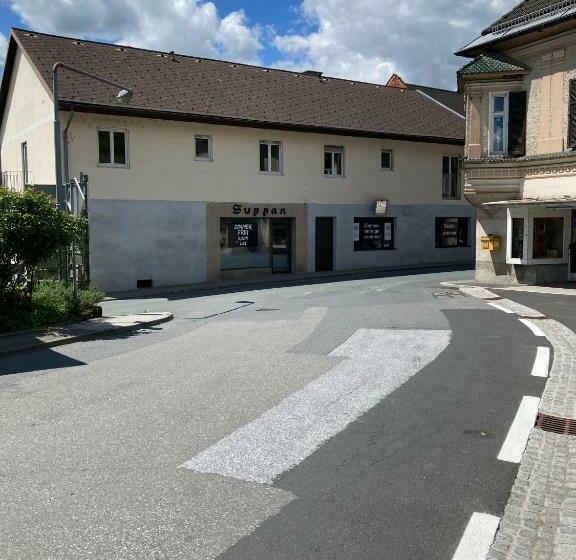 مبيت وإفطار Gasthof Zum Goldenen Löwen   Nebenhaus