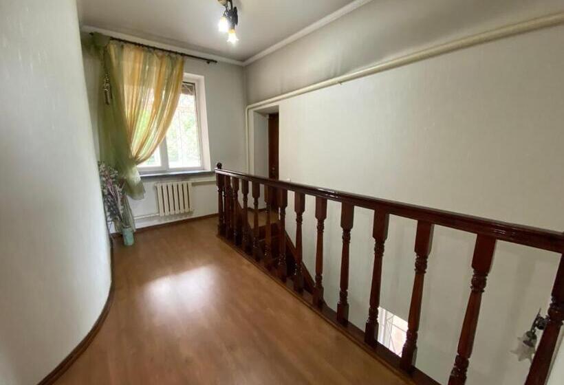 Nocleg ze śniadaniem Guest House Botanika