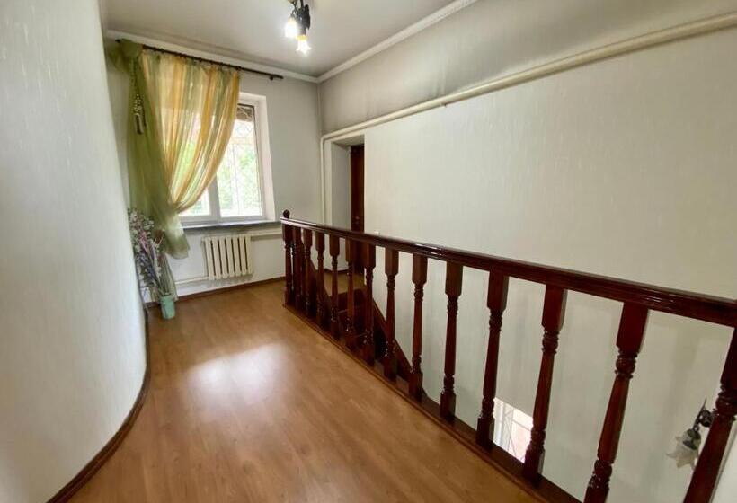 Nocleg ze śniadaniem Guest House Botanika