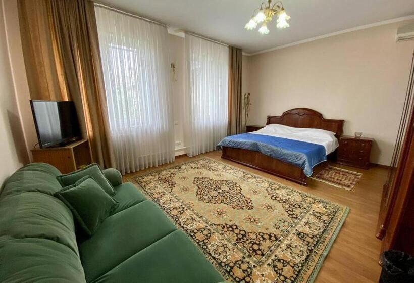 Nocleg ze śniadaniem Guest House Botanika