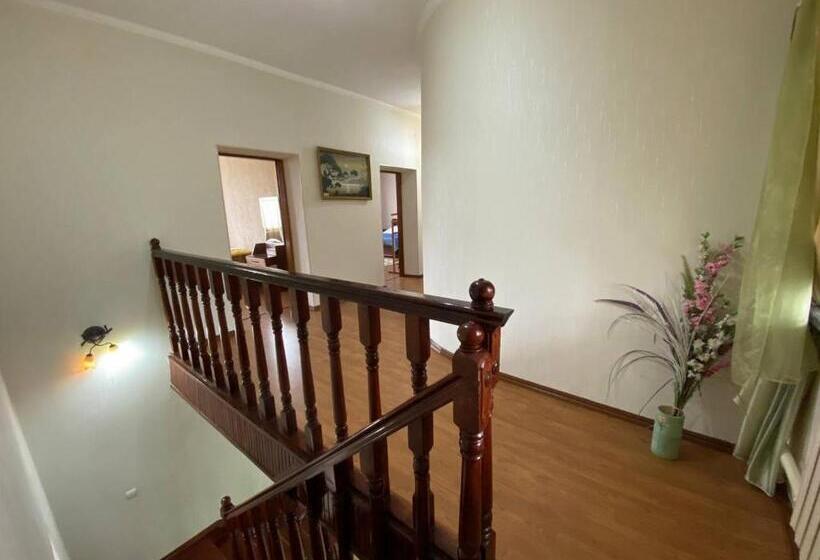 Nocleg ze śniadaniem Guest House Botanika