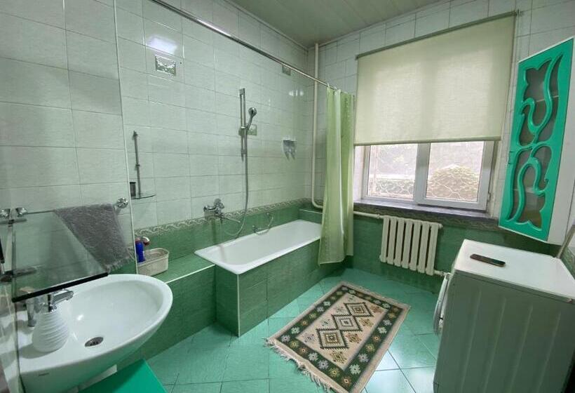 Nocleg ze śniadaniem Guest House Botanika