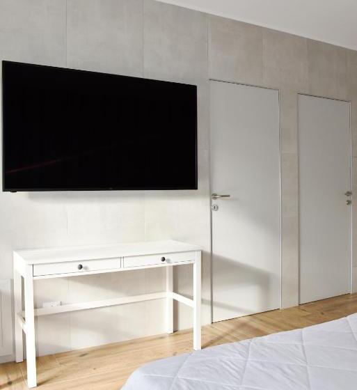 ベッドアンドブレックファースト La Maison Latina Guest House