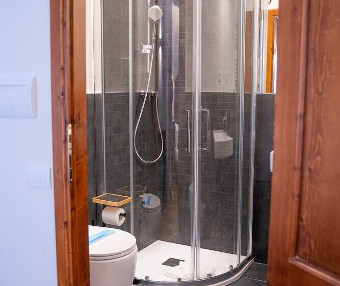 تختخواب و صبحانه Residenza Degli Speziali