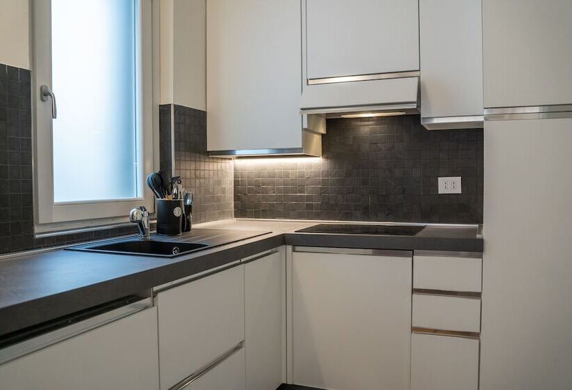 تختخواب و صبحانه Residenza Degli Speziali