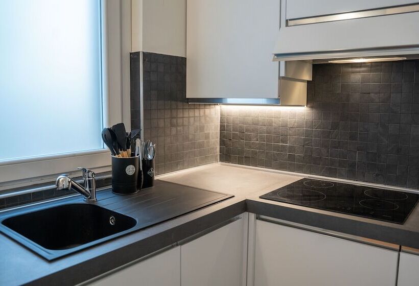 تختخواب و صبحانه Residenza Degli Speziali