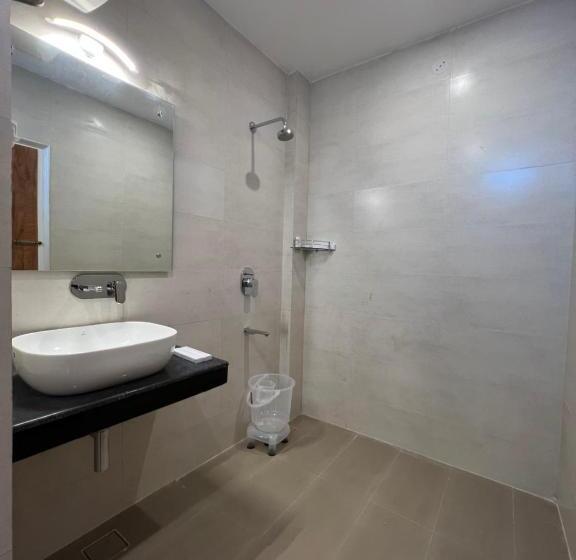 ベッドアンドブレックファースト The Stone Age : A Boutique