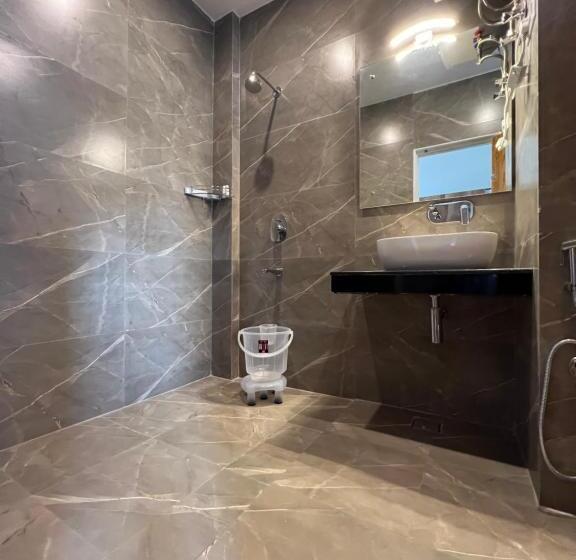 ベッドアンドブレックファースト The Stone Age : A Boutique