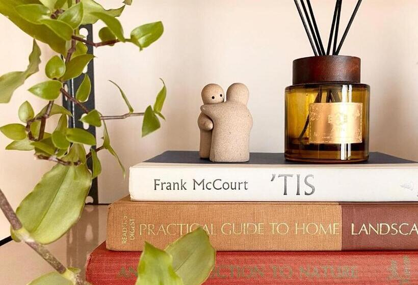 Cozy Studio 150 Newport Boulevard, Pasay   The Indoor Wetlands B&b