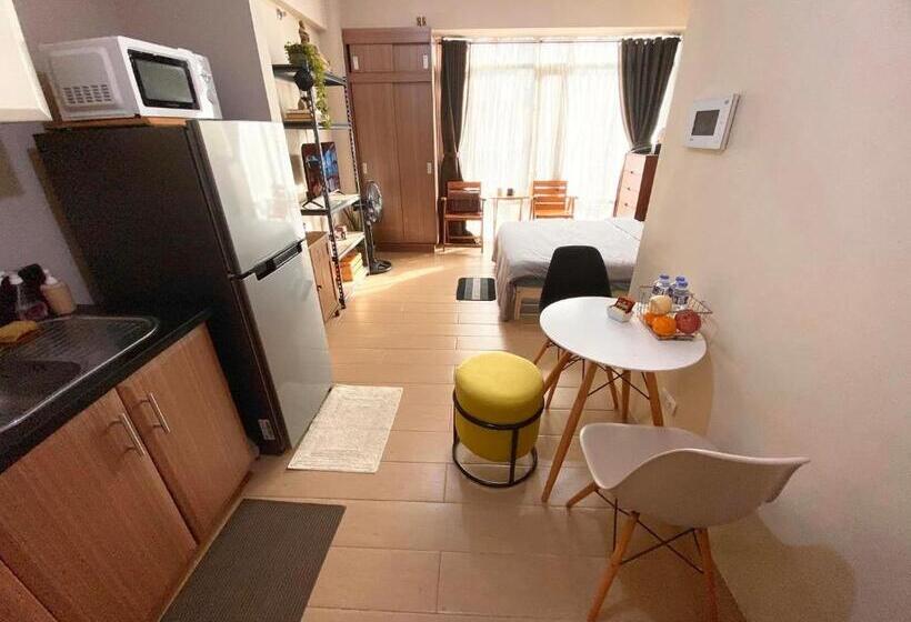 Cozy Studio 150 Newport Boulevard, Pasay   The Indoor Wetlands B&b