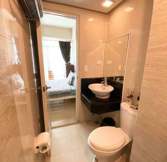 Cozy Studio 150 Newport Boulevard, Pasay   The Indoor Wetlands B&b
