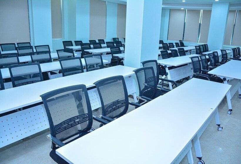 호텔 Best Western Dodoma City