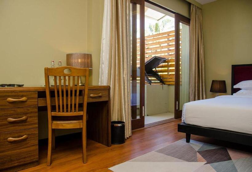 هتل Fuvahmulah Central