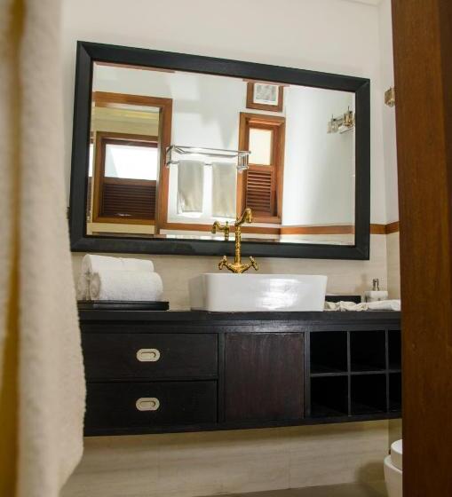 هتل Fuvahmulah Central