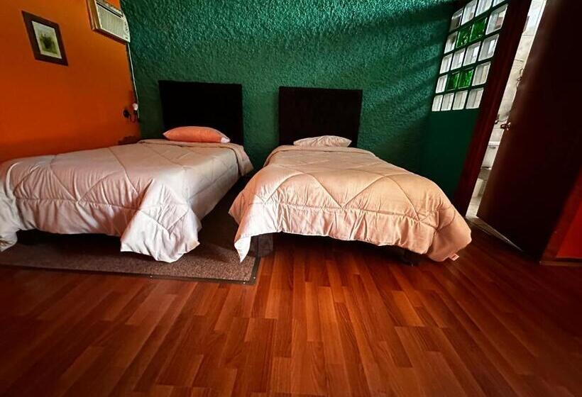 فندق Residencial Colonial