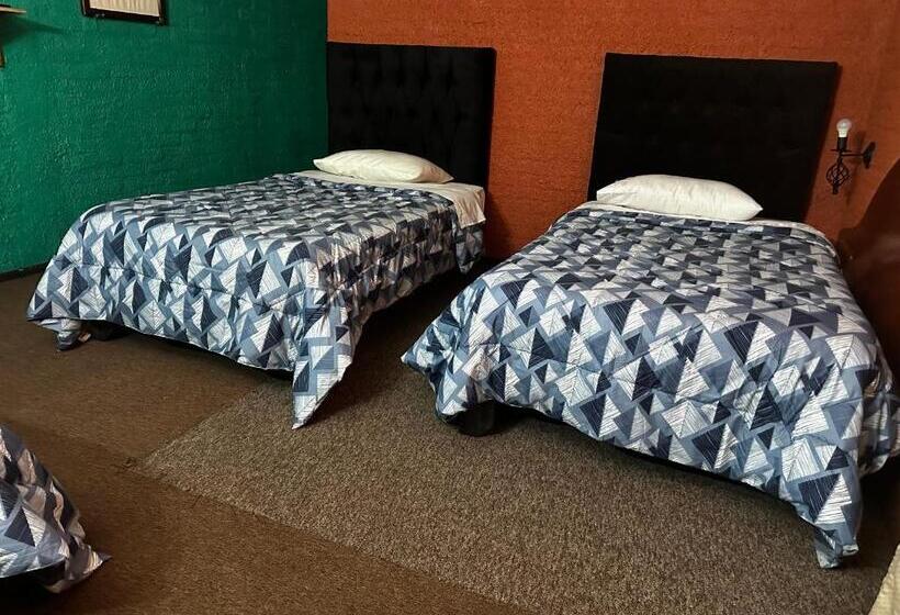 فندق Residencial Colonial