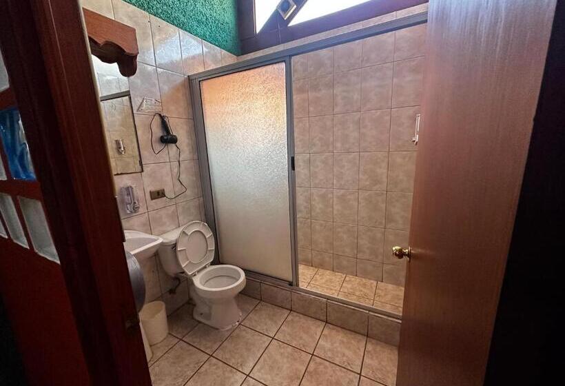 فندق Residencial Colonial