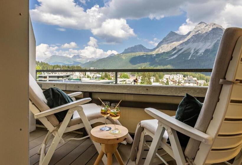 ホテル Pension Arosa   Self Check In