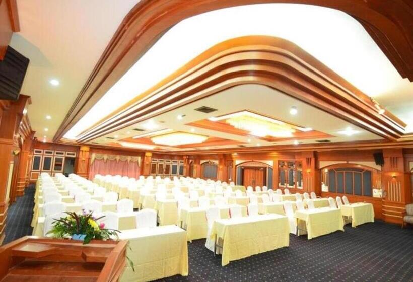 ホテル Welcome Jomtien Sea View