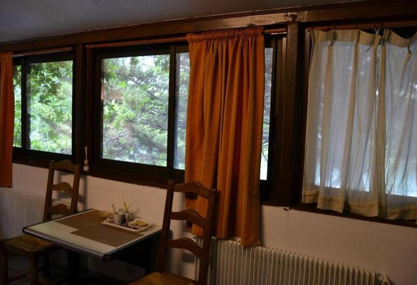 Leleka Hostel 4 Km Disneyland 30 Min Paris