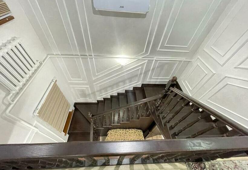 Panzió Ak Orgo Guest House