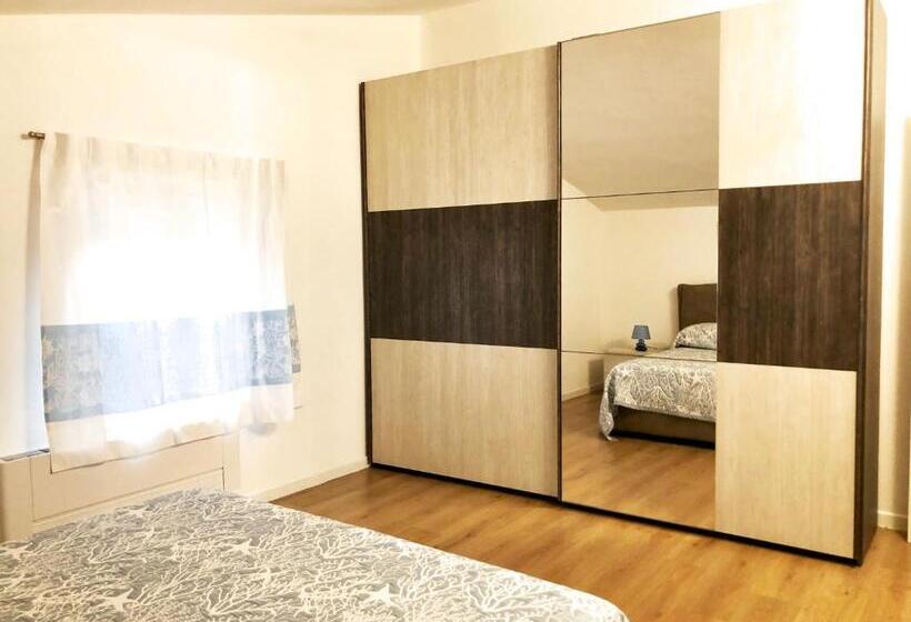 Пансион Algherolux Free Secured Parking For Cars And Motorbikes