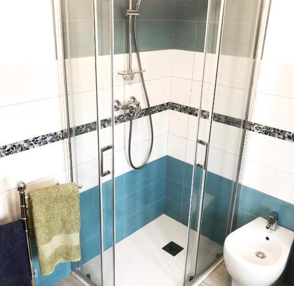 Пансион Algherolux Free Secured Parking For Cars And Motorbikes