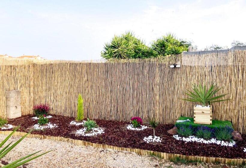 Пансион Algherolux Free Secured Parking For Cars And Motorbikes