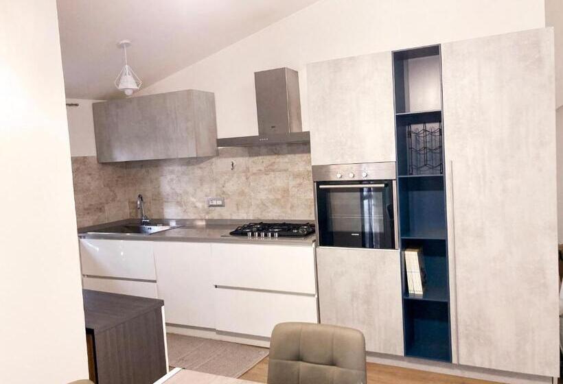 Пансион Algherolux Free Secured Parking For Cars And Motorbikes