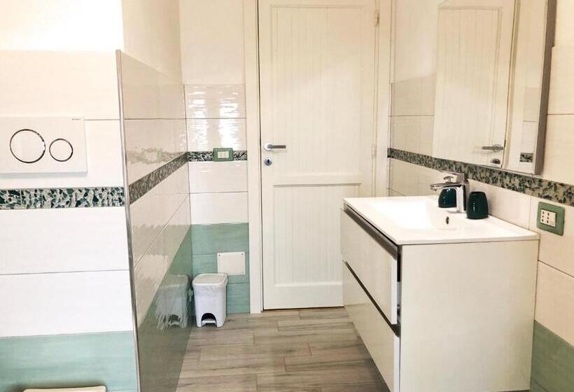 Пансион Algherolux Free Secured Parking For Cars And Motorbikes