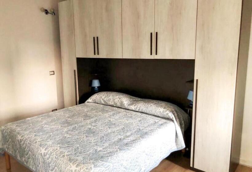 Пансион Algherolux Free Secured Parking For Cars And Motorbikes