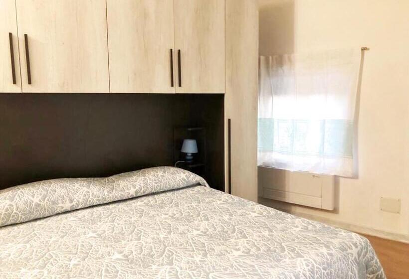 Пансион Algherolux Free Secured Parking For Cars And Motorbikes