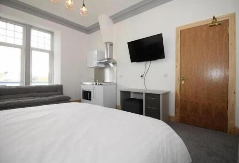 Пансион Duchally House